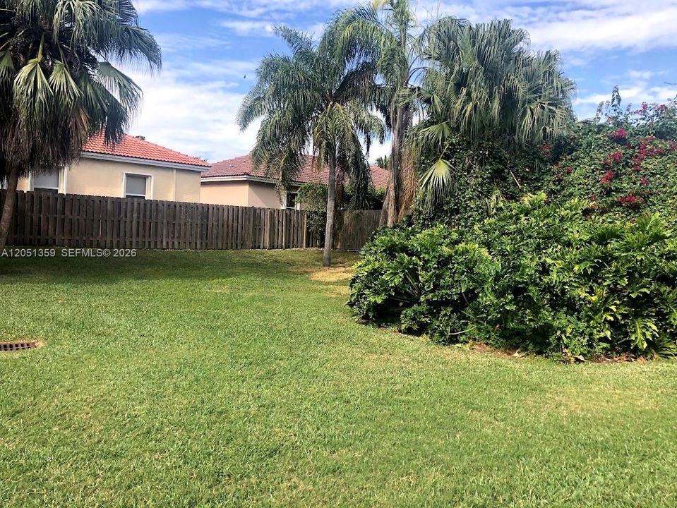 For Sale: $515,000 (3 beds, 2 baths, 1402 Square Feet)