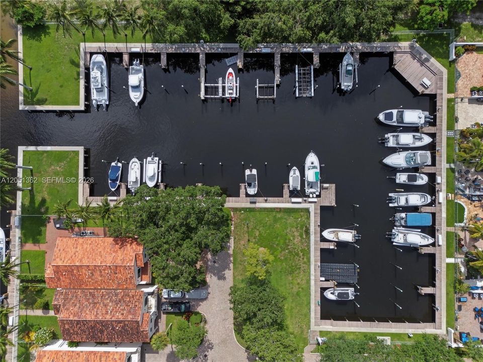 En Venta: $750,000 (3 camas, 2 baños, 2658 Pies cuadrados)