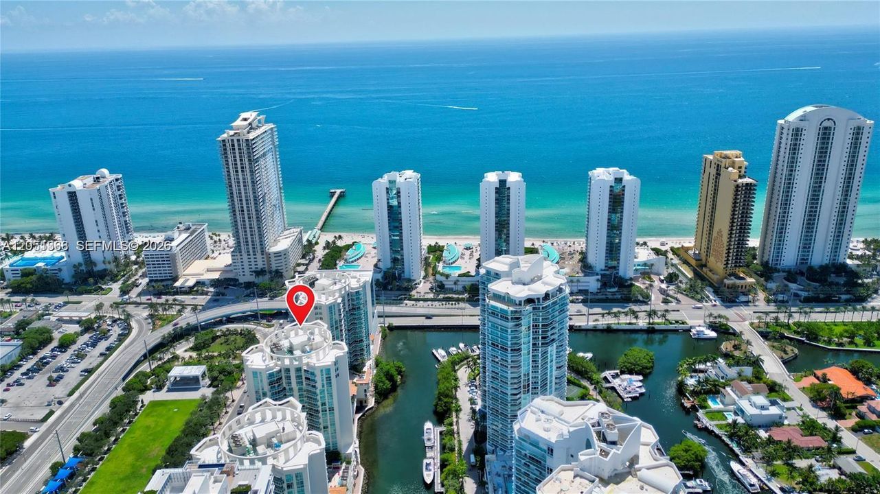 En Venta: $775,000 (3 camas, 2 baños, 1447 Pies cuadrados)