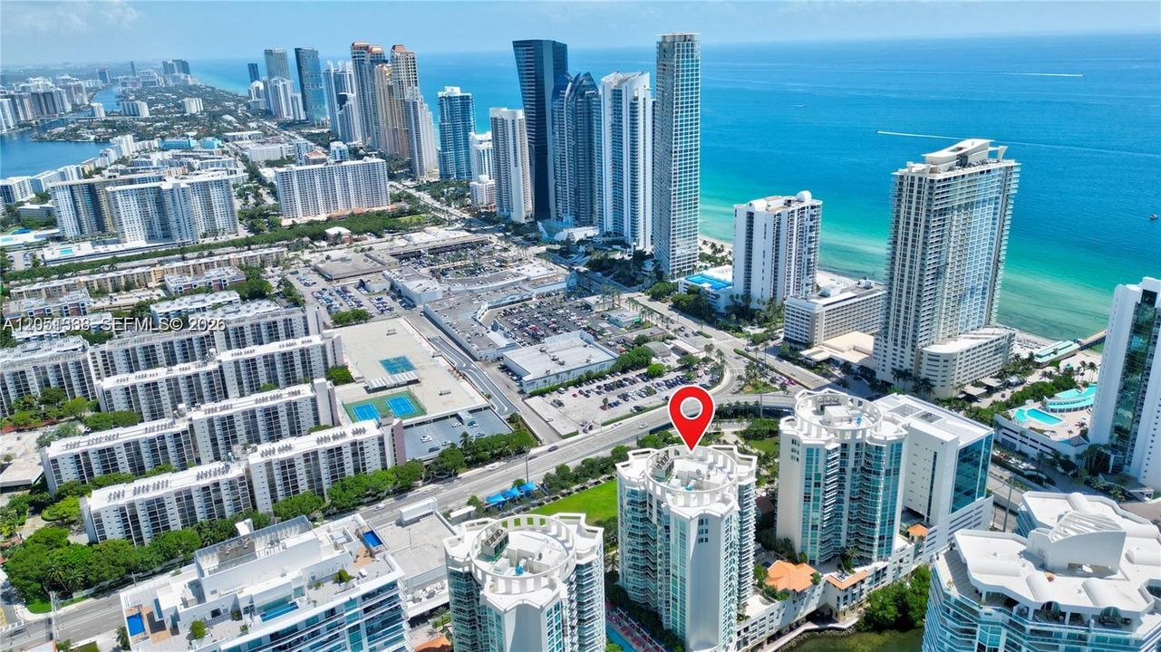 En Venta: $775,000 (3 camas, 2 baños, 1447 Pies cuadrados)
