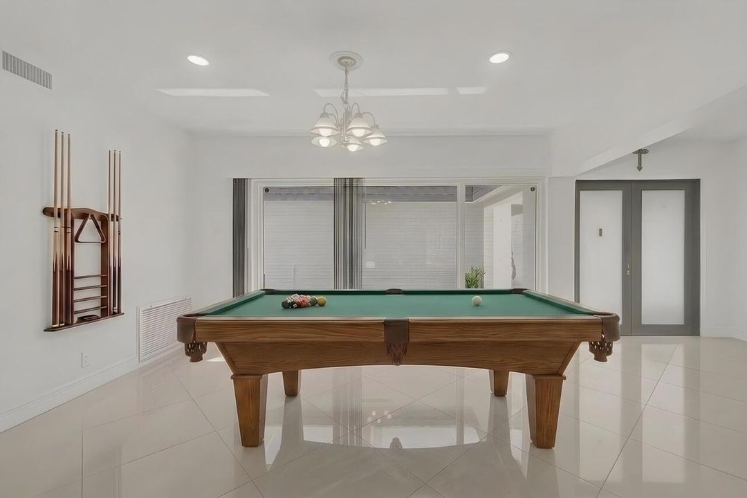 Living-Room-Pool-Table