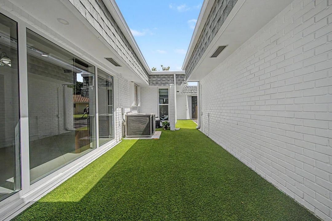 Grassy-Area