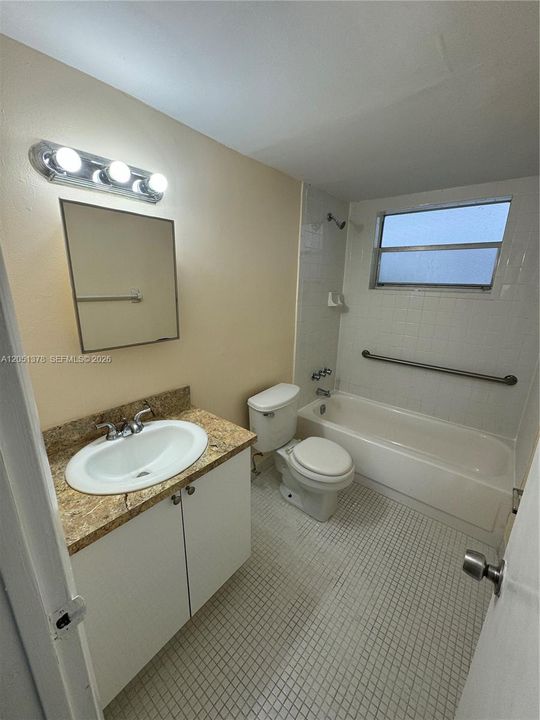 For Rent: $1,765 (2 beds, 2 baths, 1000 Square Feet)