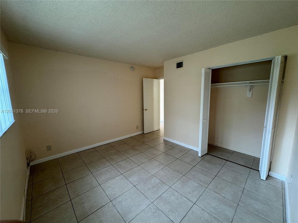 For Rent: $1,765 (2 beds, 2 baths, 1000 Square Feet)