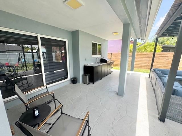 For Rent: $3,200 (3 beds, 2 baths, 1553 Square Feet)