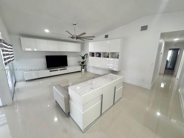 For Rent: $3,200 (3 beds, 2 baths, 1553 Square Feet)