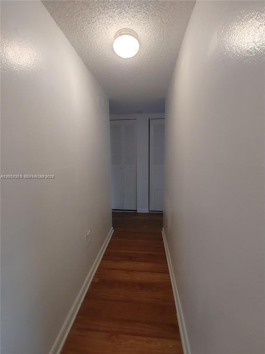 В аренду: $1,600 (1 спален, 1 ванн, 810 Квадратных фут)