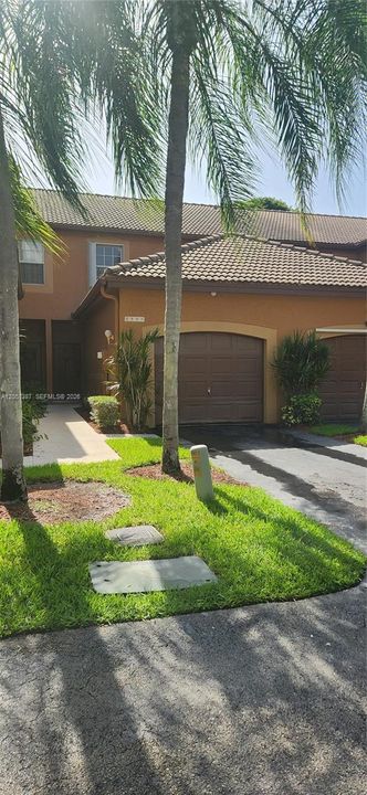 En Renta: $2,950 (2 camas, 2 baños, 1131 Pies cuadrados)