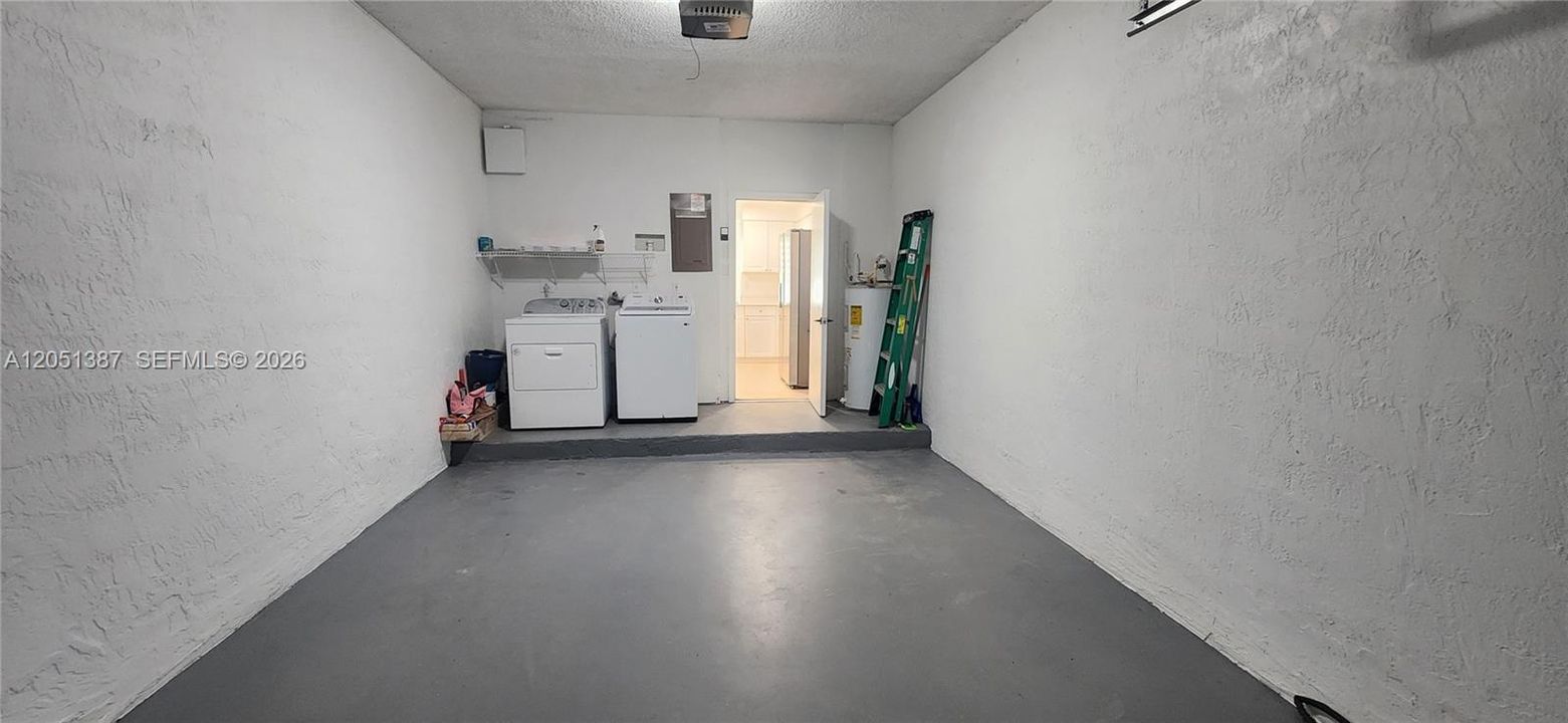 En Renta: $2,950 (2 camas, 2 baños, 1131 Pies cuadrados)