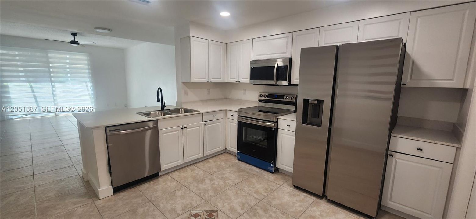 En Renta: $2,950 (2 camas, 2 baños, 1131 Pies cuadrados)