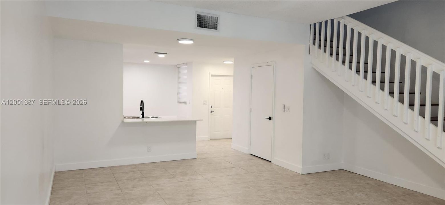 En Renta: $2,950 (2 camas, 2 baños, 1131 Pies cuadrados)