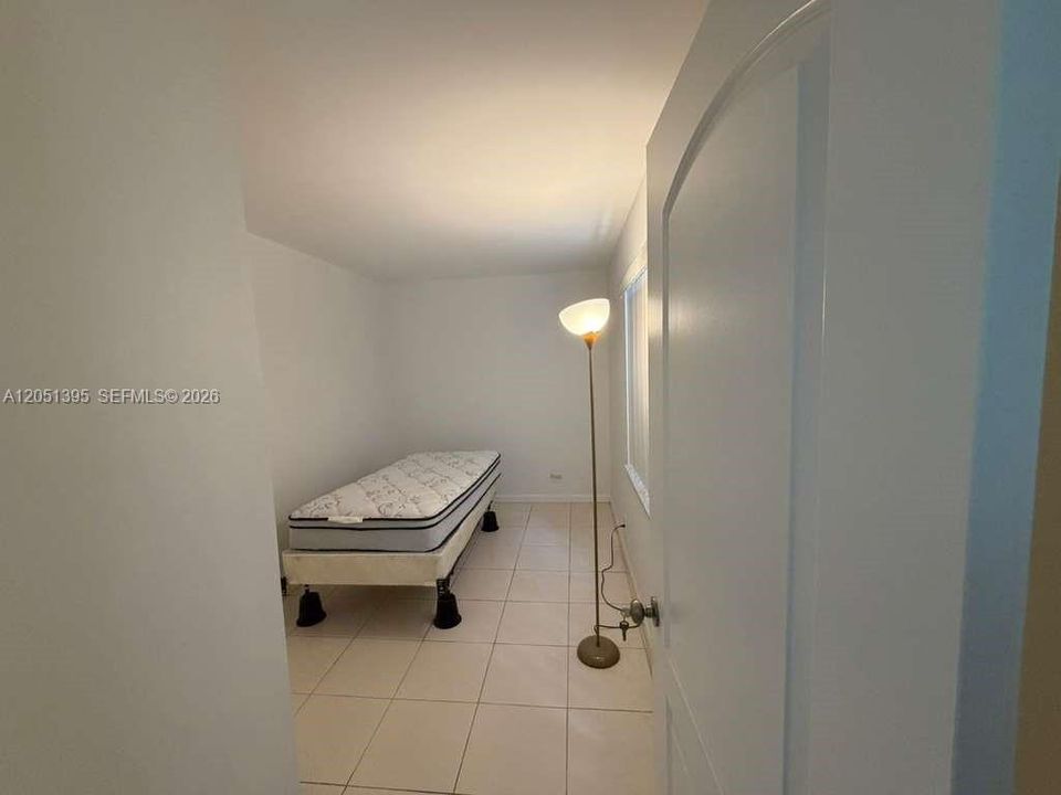 For Sale: $98,000 (2 beds, 2 baths, 1200 Square Feet)