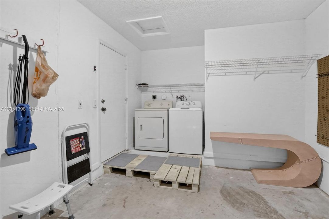 En Venta: $399,900 (3 camas, 2 baños, 1032 Pies cuadrados)