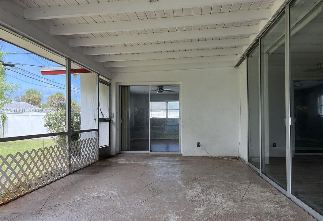 For Sale: $461,250 (3 beds, 2 baths, 1400 Square Feet)