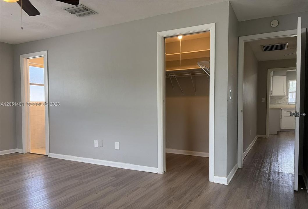 For Sale: $461,250 (3 beds, 2 baths, 1400 Square Feet)