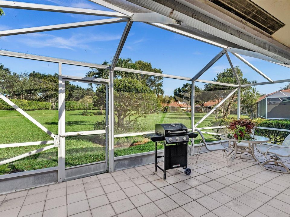 Large Screened In Porch