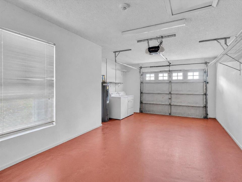 1 Car Garage