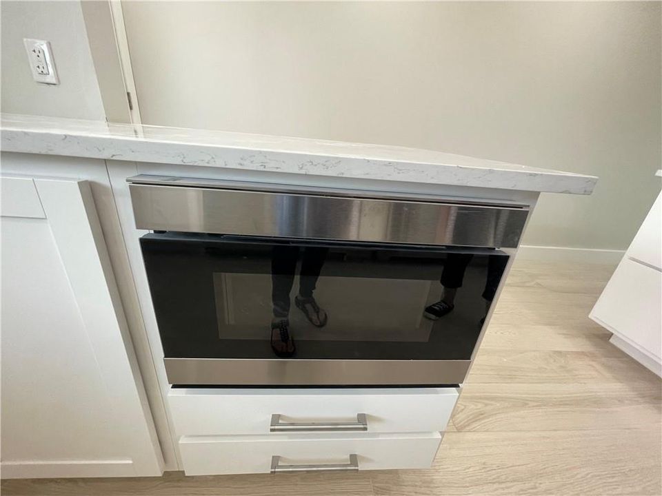 DRAWER PULLS FROM BOTTOM FOR MICROWAVE