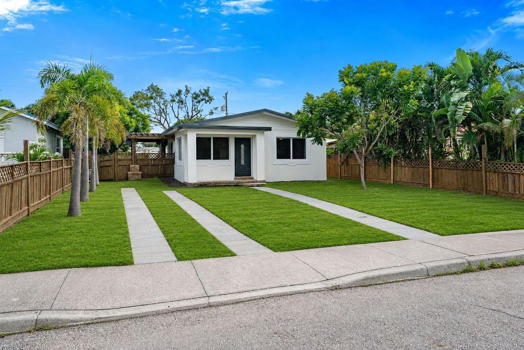 3-web-or-mls-Front Yard Grass FIll