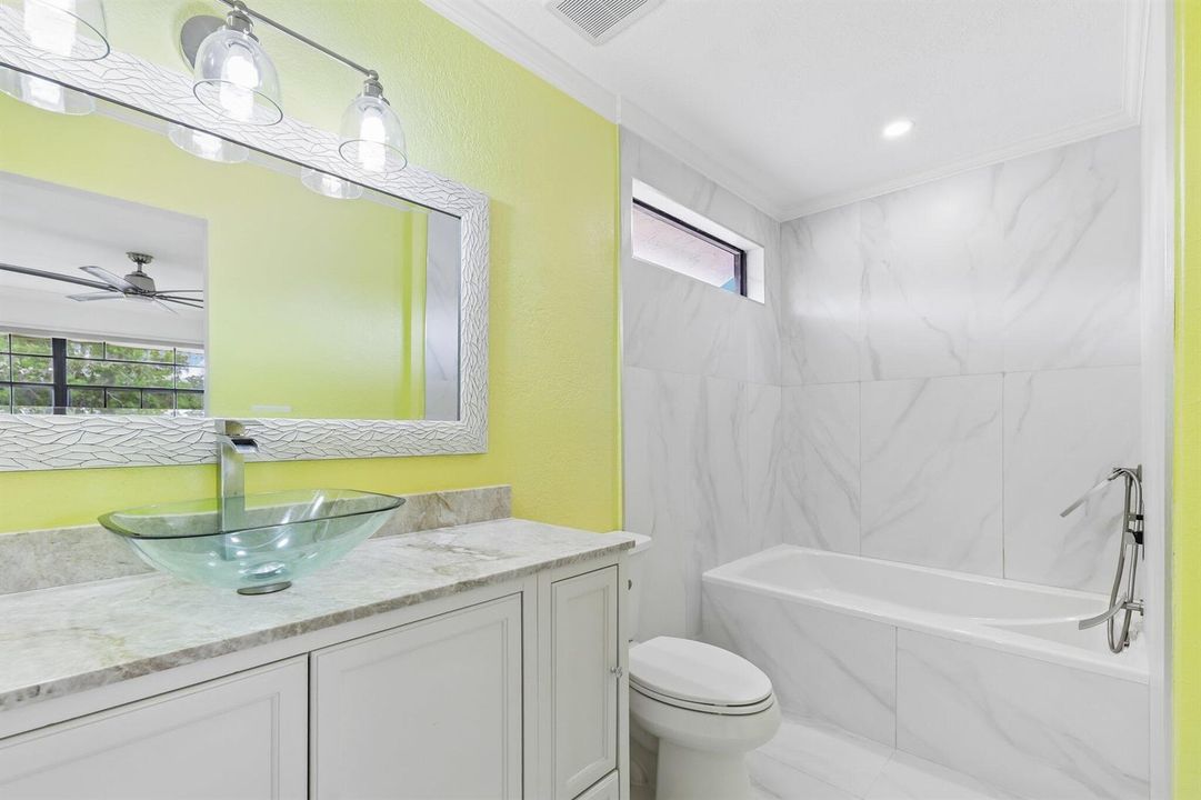 22-web-or-mls-Riverside Dr-S0607-022