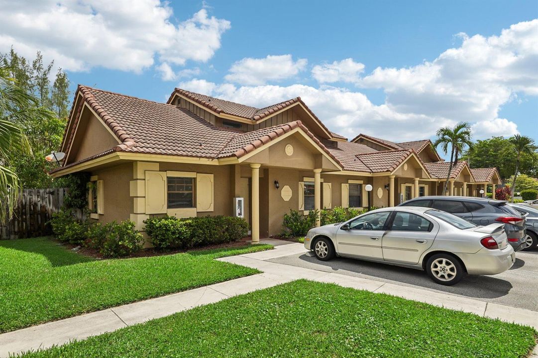 2-web-or-mls-Riverside Dr-S0607-002