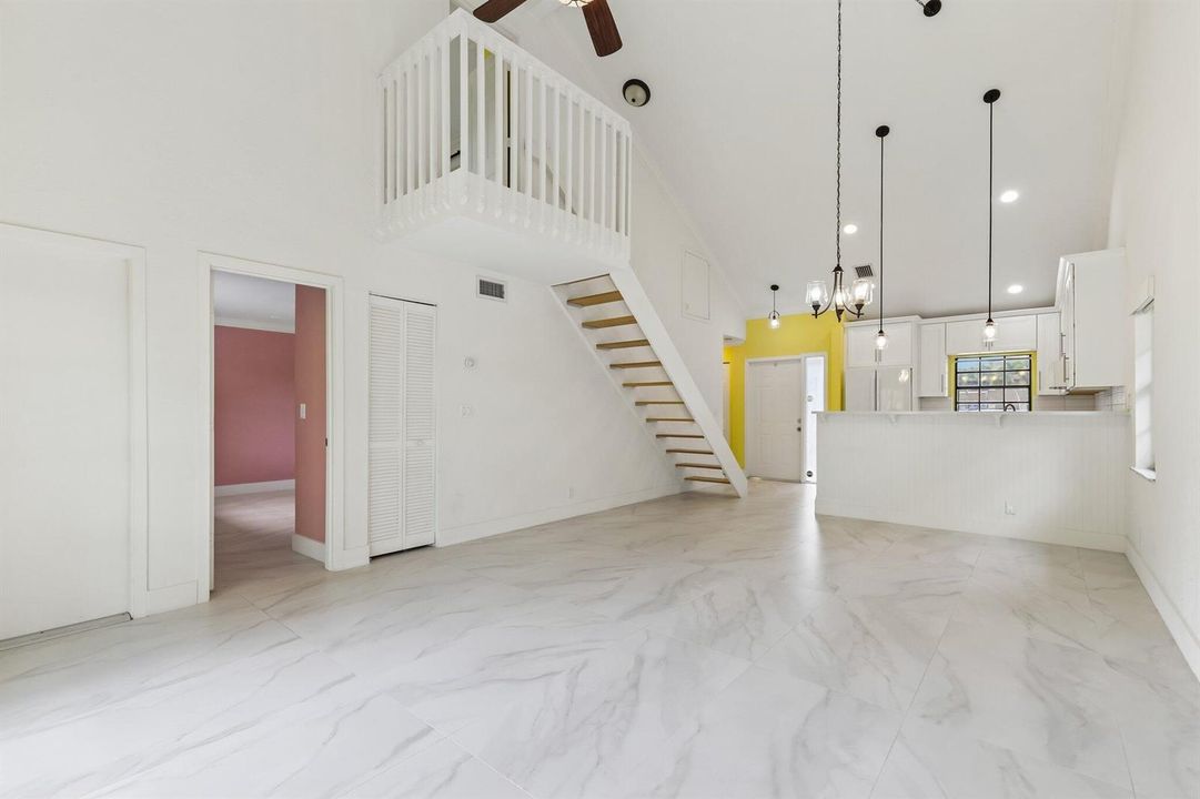 7-web-or-mls-Riverside Dr-S0607-007