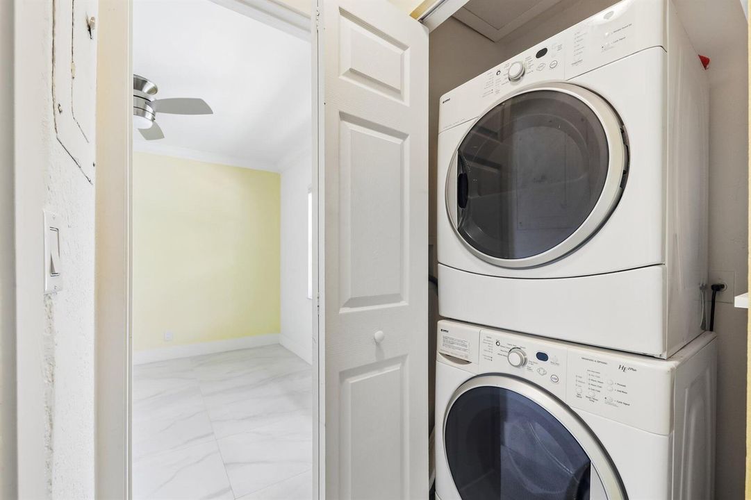 25-web-or-mls-Riverside Dr-S0607-025