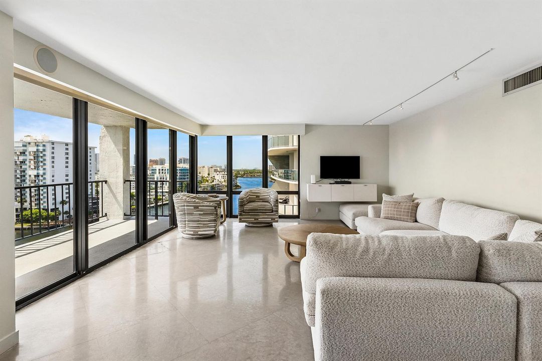 003-936IntracoastalDrive-12H-FortLauderd