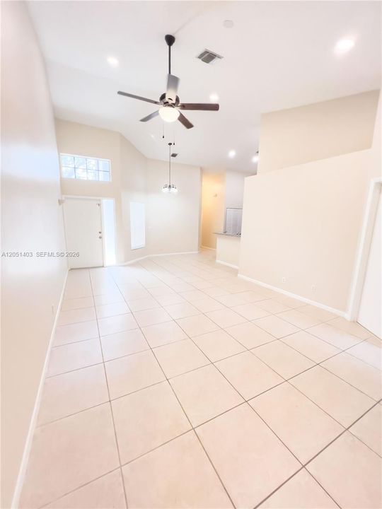 En Venta: $400,000 (3 camas, 2 baños, 1342 Pies cuadrados)