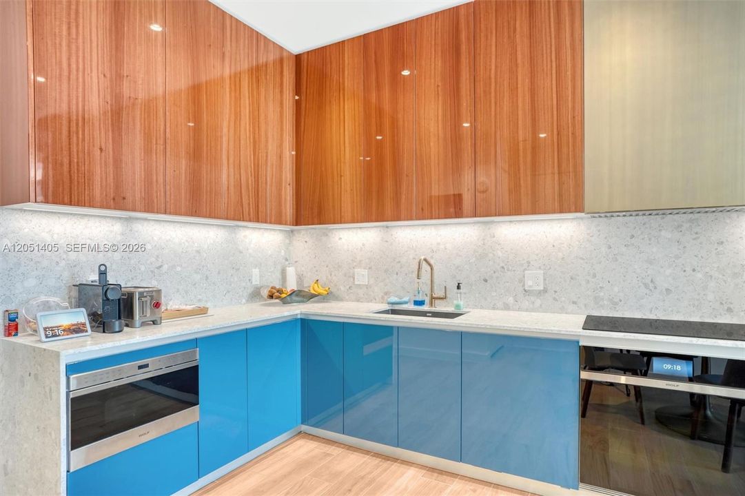 For Rent: $11,000 (2 beds, 2 baths, 875 Square Feet)