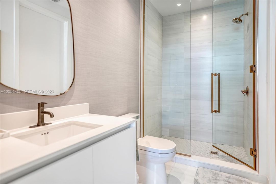 For Rent: $11,000 (2 beds, 2 baths, 875 Square Feet)