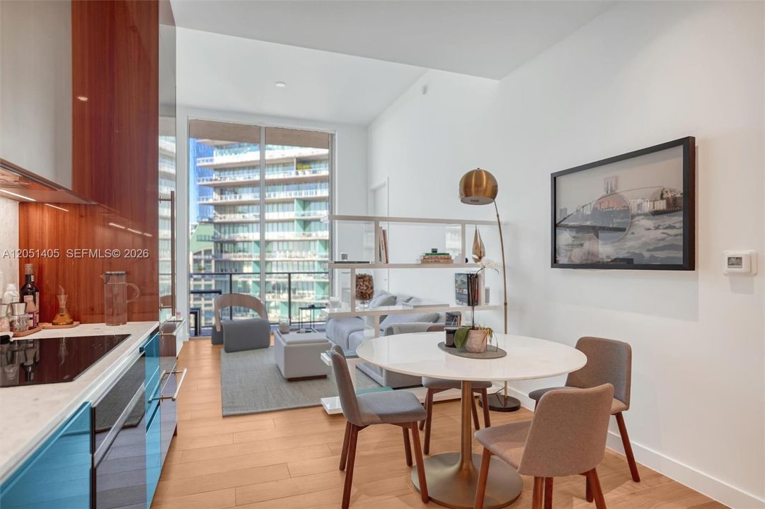 For Rent: $11,000 (2 beds, 2 baths, 875 Square Feet)