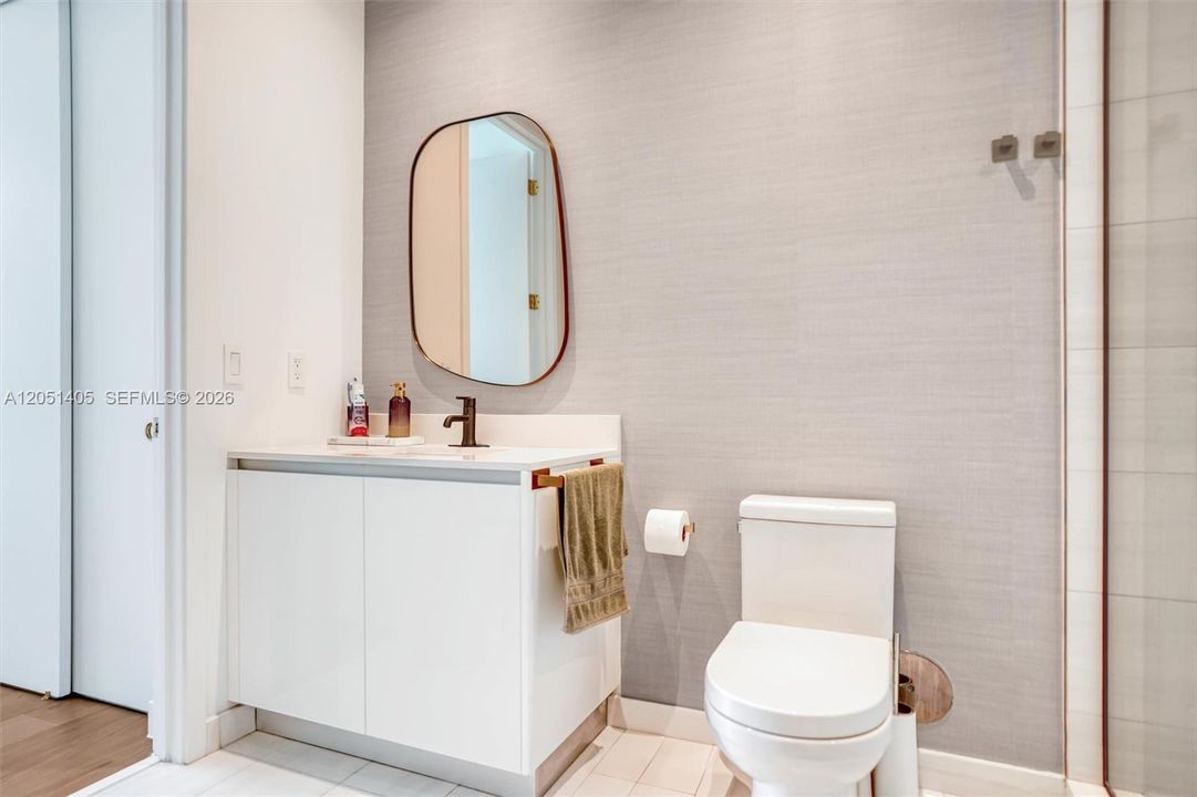 For Rent: $11,000 (2 beds, 2 baths, 875 Square Feet)