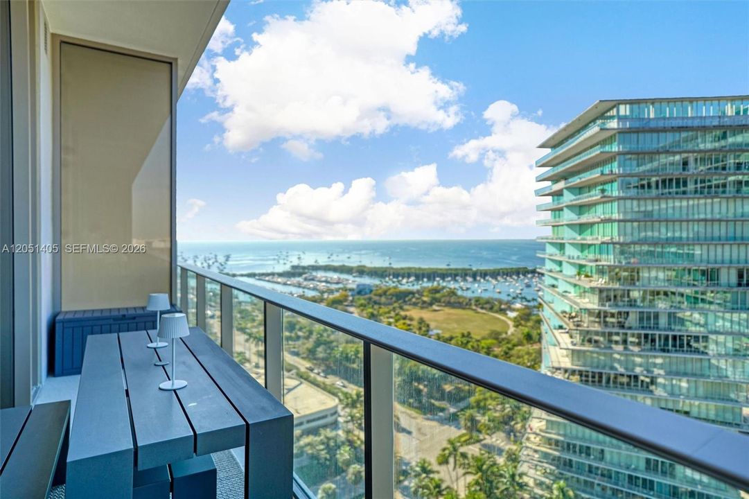 For Rent: $11,000 (2 beds, 2 baths, 875 Square Feet)