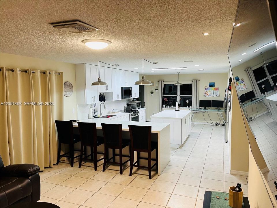For Sale: $785,000 (4 beds, 2 baths, 2293 Square Feet)