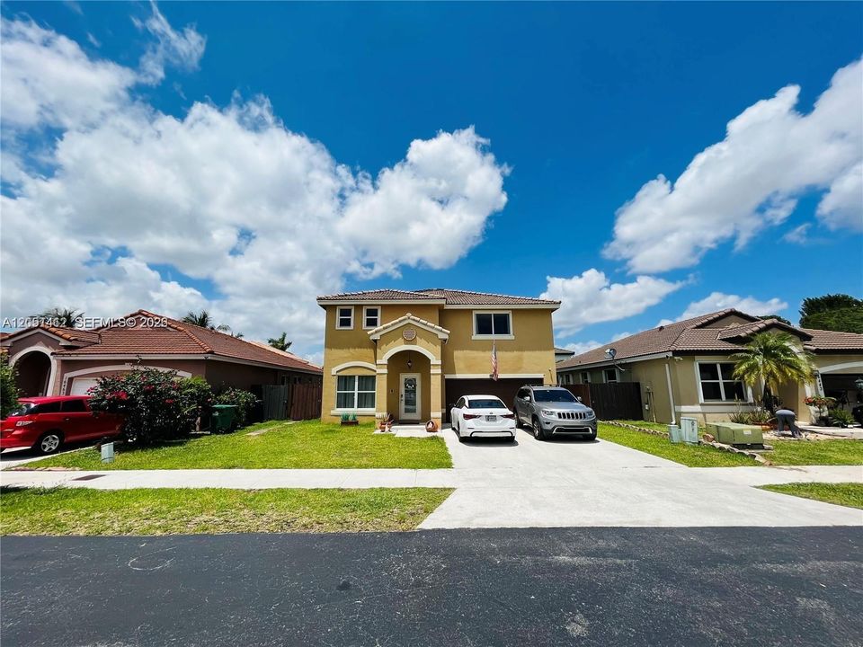 For Sale: $785,000 (4 beds, 2 baths, 2293 Square Feet)
