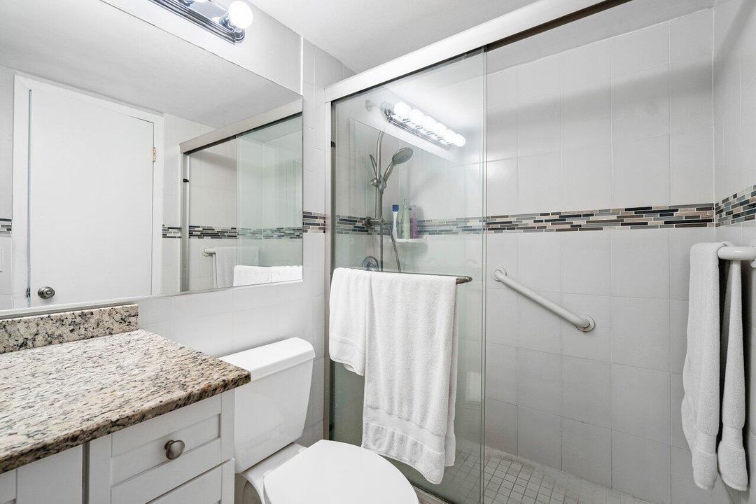 018-2046RexfordC-BocaRaton-FL-33434-SMAL