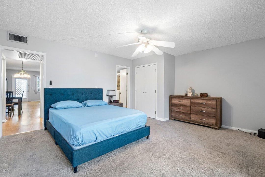 014-2046RexfordC-BocaRaton-FL-33434-SMAL