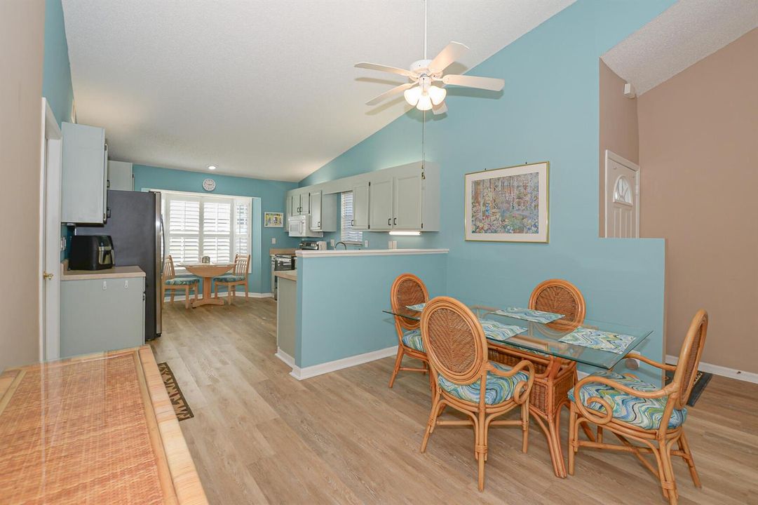Dining/Kitchen