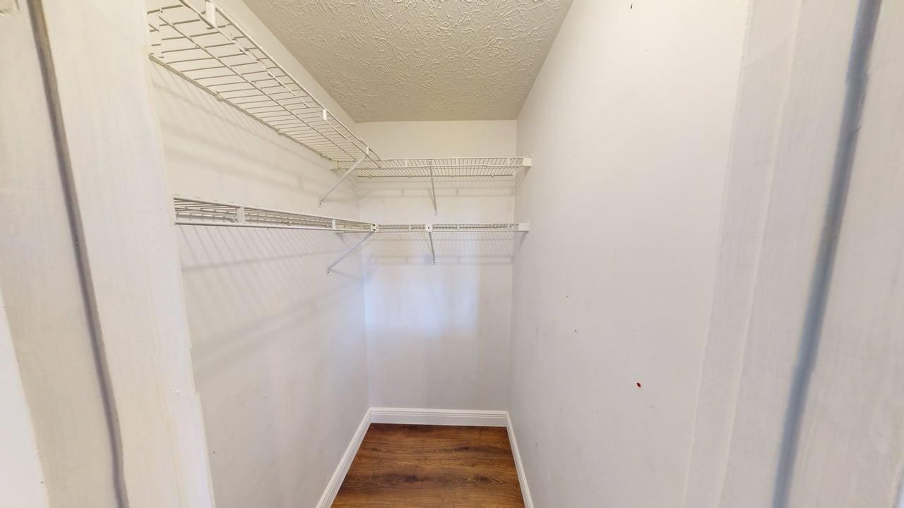 Guest bedroom closet