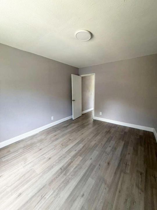 4250 29TH AVE - Room 2