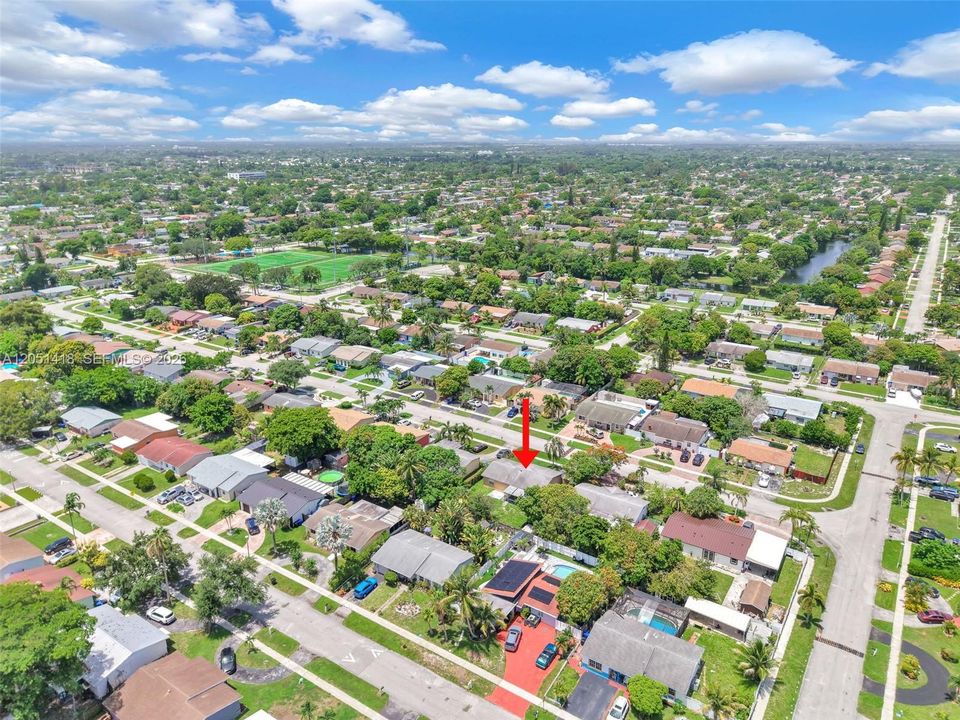 For Sale: $459,000 (3 beds, 2 baths, 1328 Square Feet)