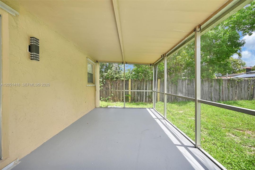 For Sale: $459,000 (3 beds, 2 baths, 1328 Square Feet)