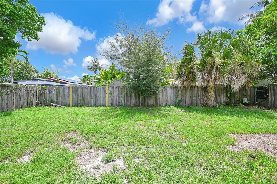 For Sale: $459,000 (3 beds, 2 baths, 1328 Square Feet)
