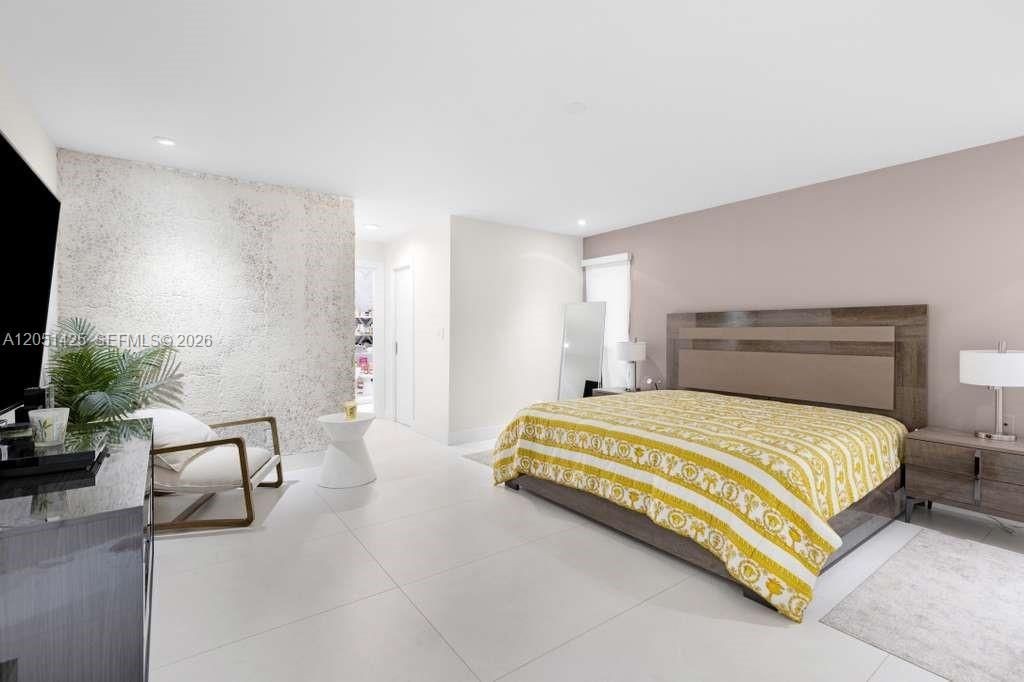 В аренду: $7,500 (4 спален, 2 ванн, 2250 Квадратных фут)