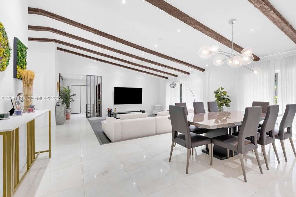 В аренду: $7,500 (4 спален, 2 ванн, 2250 Квадратных фут)