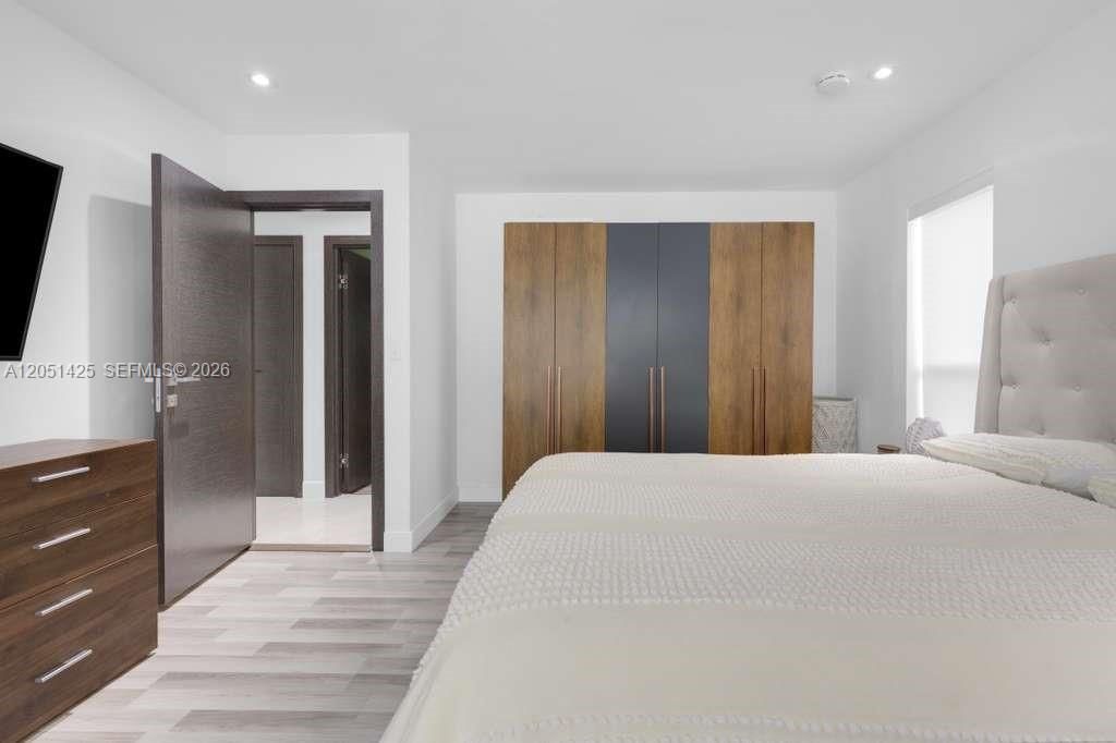 В аренду: $7,500 (4 спален, 2 ванн, 2250 Квадратных фут)