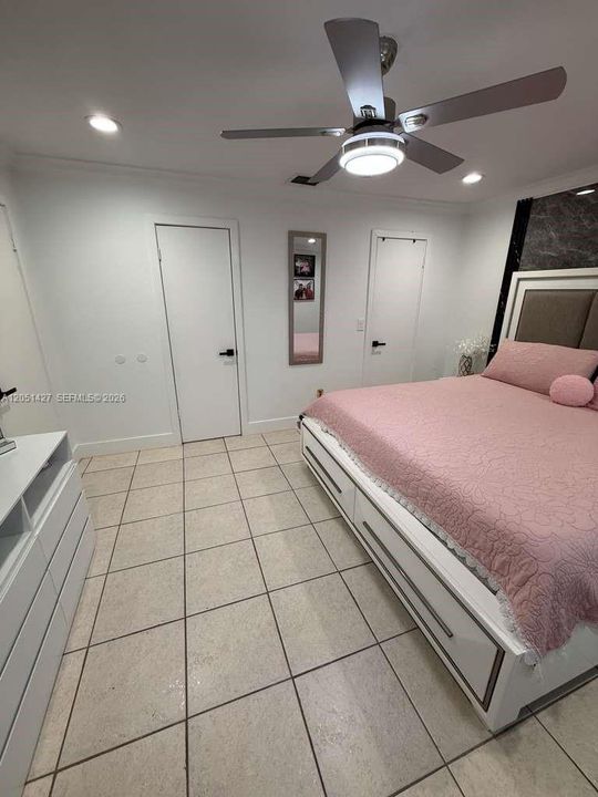 В аренду: $3,250 (4 спален, 2 ванн, 1654 Квадратных фут)