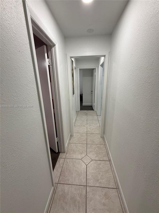 В аренду: $3,250 (4 спален, 2 ванн, 1654 Квадратных фут)