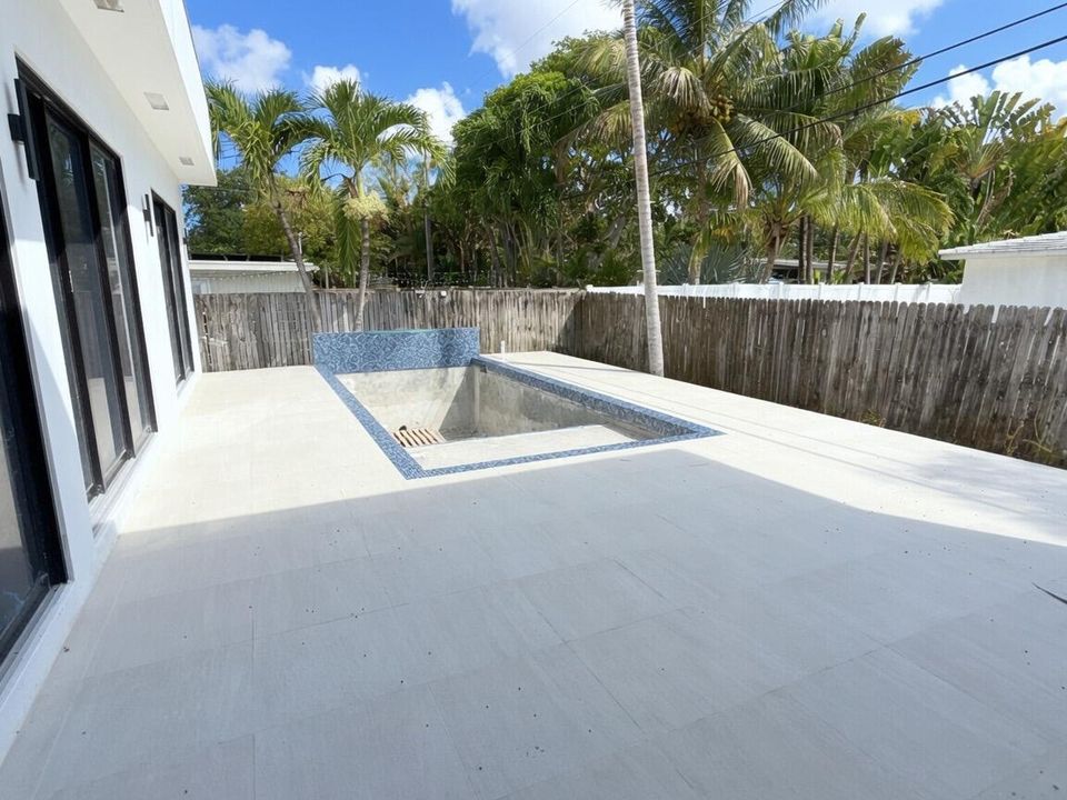 1781 NE 18th St Pool 1